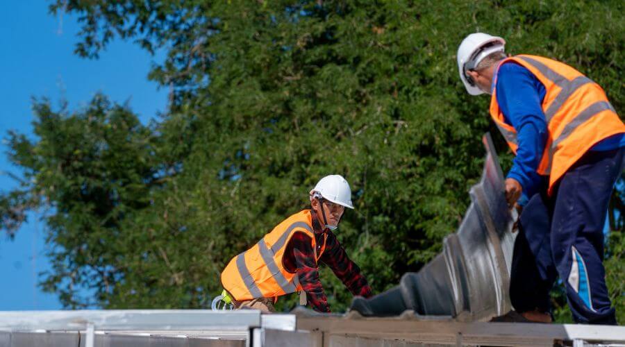 Professional gutter cleaning in Switchback, WV